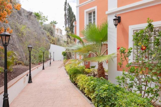 Apartamento Sara En El Veril Del Duque - Sara Vacation Costa Adeje Dış mekan fotoğraf