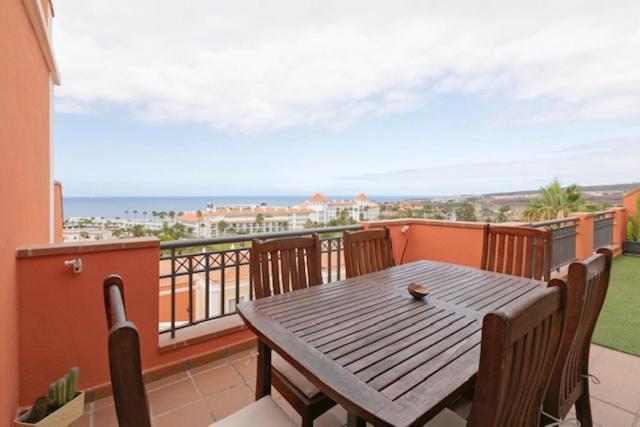 Apartamento Sara En El Veril Del Duque - Sara Vacation Costa Adeje Dış mekan fotoğraf